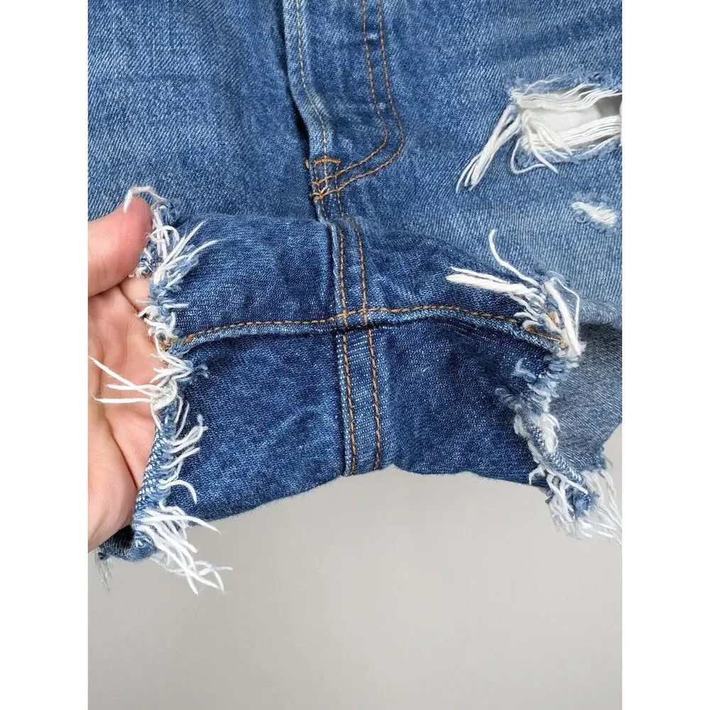 Levi's 501 High Rise Button Fly Distressed Shorts in Drive Me Crazy Size 26